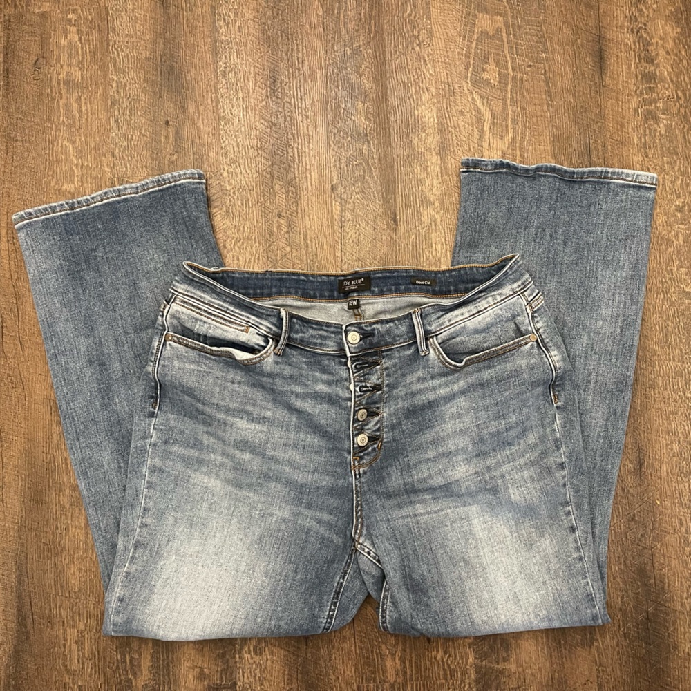 Judy Blue Mid Rise Vintage Wash Button Fly Bootcut Jeans